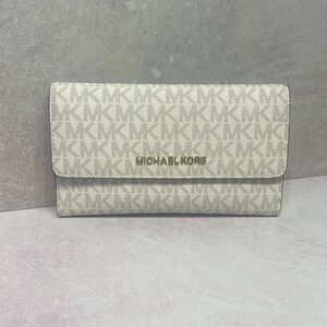 Michael Kors Trifold Wallet Pink & White Logo Vanilla/Ballet Pink